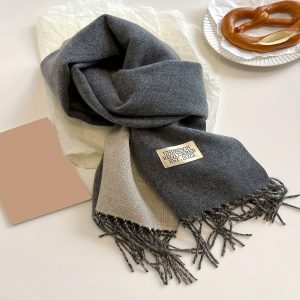 Minimalist Solid Color Scarf Soft Warm Tassel Shawl Autumn Winter Elegant Style Versatile Coldproof Scarf For Women